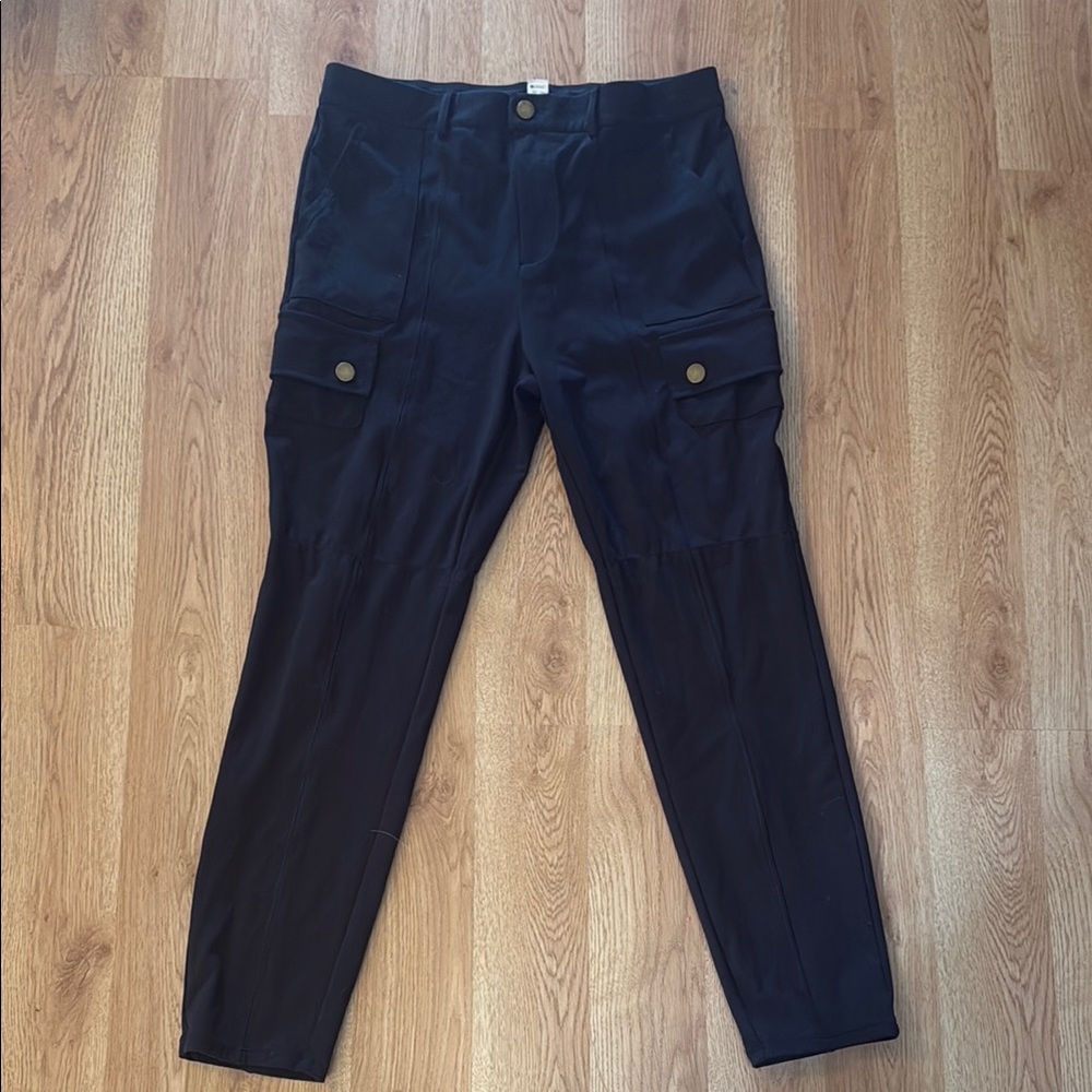 Women’s Black Cargo Pants